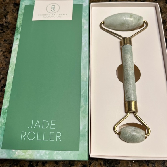 Jade Roller with lip masks - Picture 3 of 3